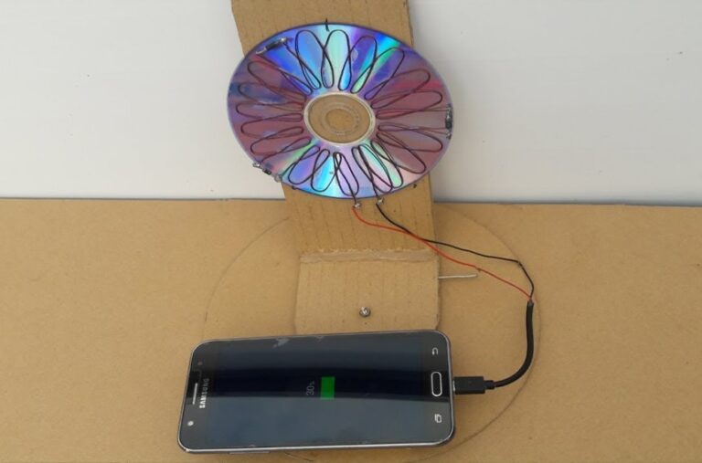 How to Make a Solar Panel with CDs 4Step Guide and More Tips