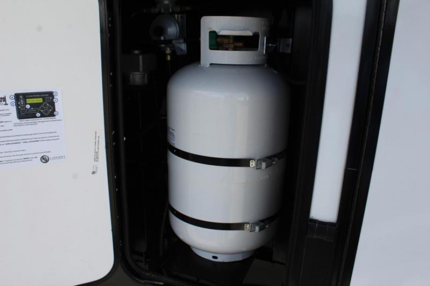 How Many BTUs in a Gallon of Propane: Basic Info & Examples